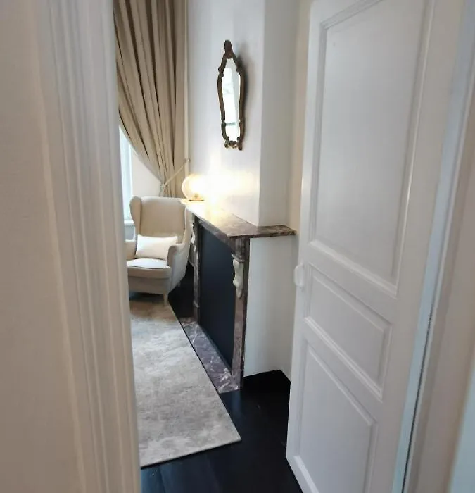 Chantilly Townhouse-1
