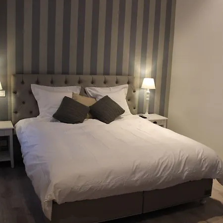 The Hamptons Boutique B&B-2